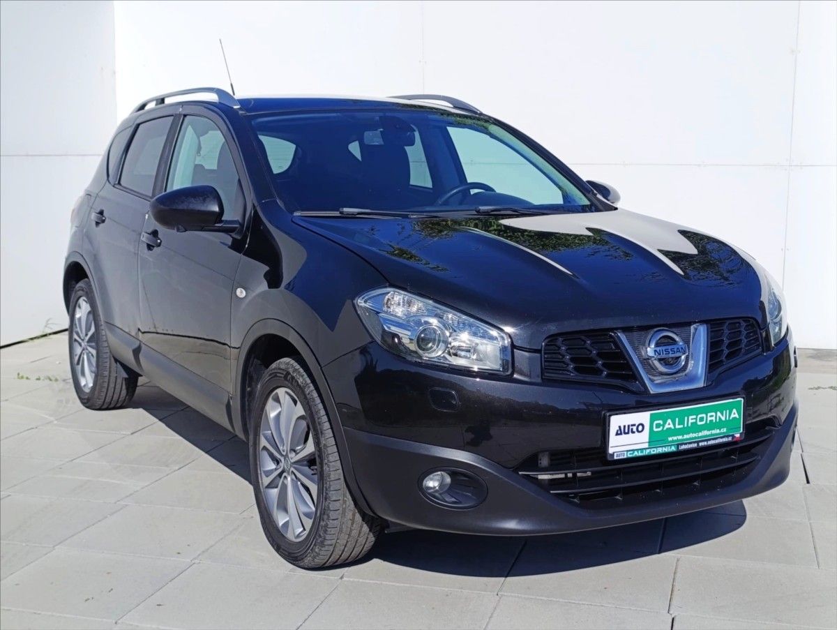 Nissan Qashqai, 2,0 DCi 4x4 kamera tažné 1m ČR - fotka 4