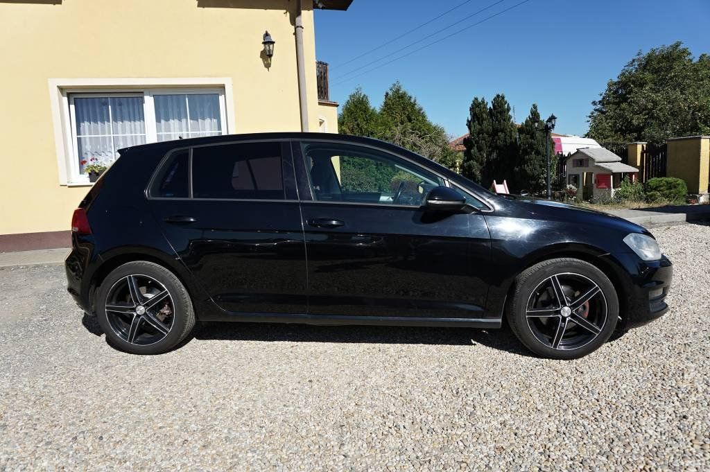 Volkswagen Golf, MATCH 1,4 TSI 90 kW - fotka 3