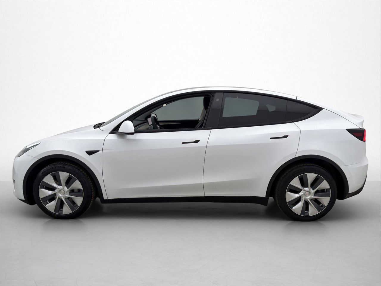 Tesla Model Y, Long Range AWD - fotka 4