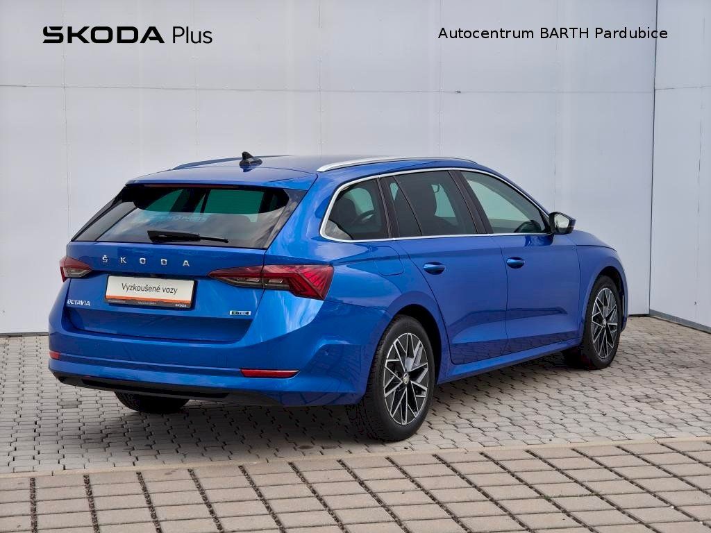 Škoda Octavia, Combi / 1,5 TSI / 110 kW / Sty - fotka 2