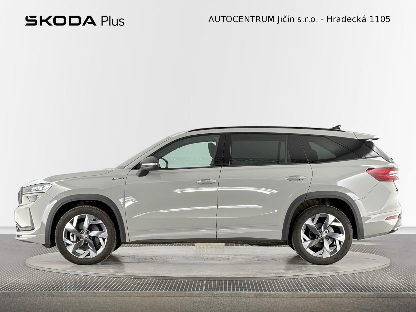 Škoda Kodiaq, DSG 2.0TDI 142kW 4x4 SportLine - fotka 3