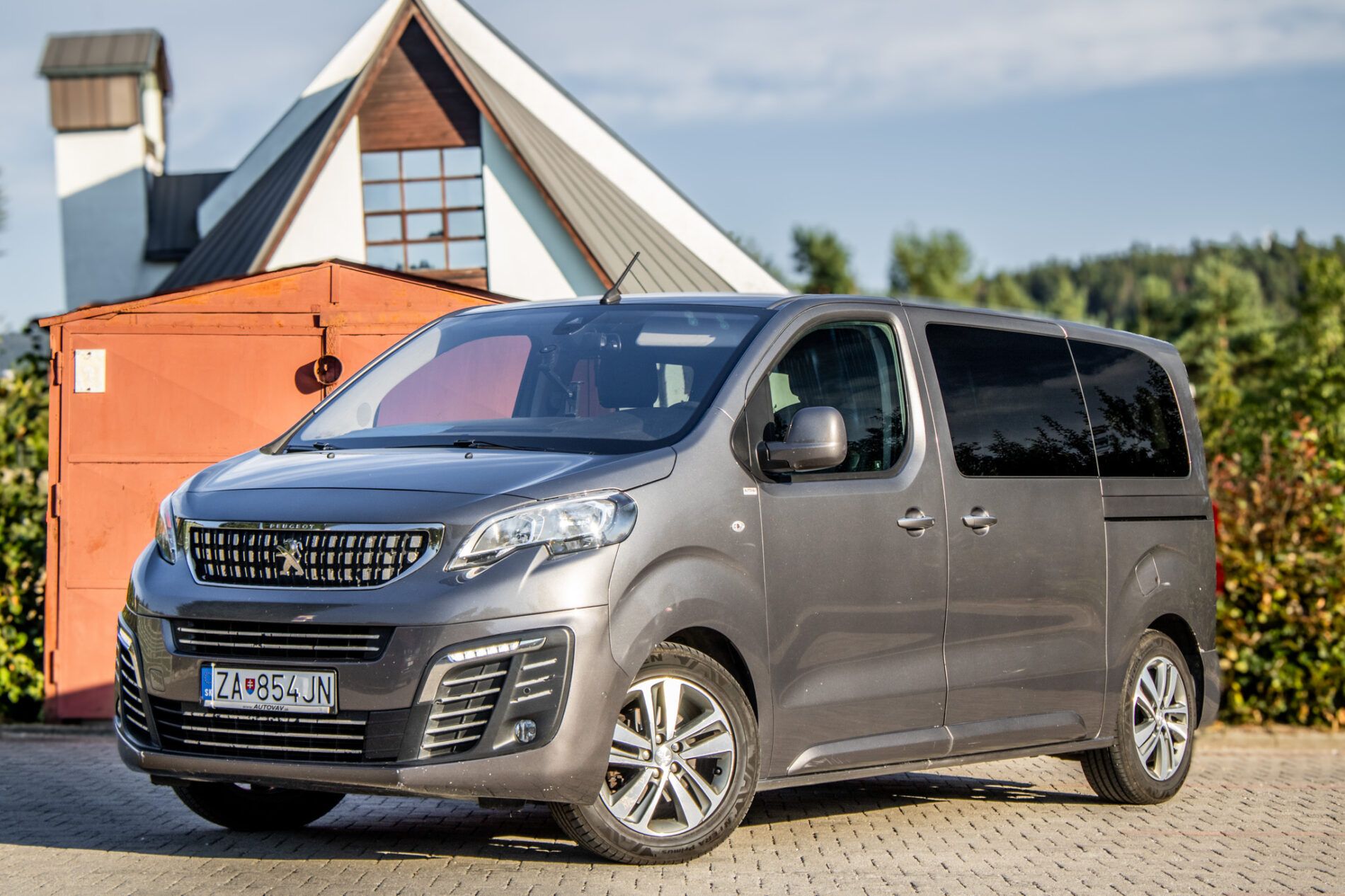 Peugeot Traveller