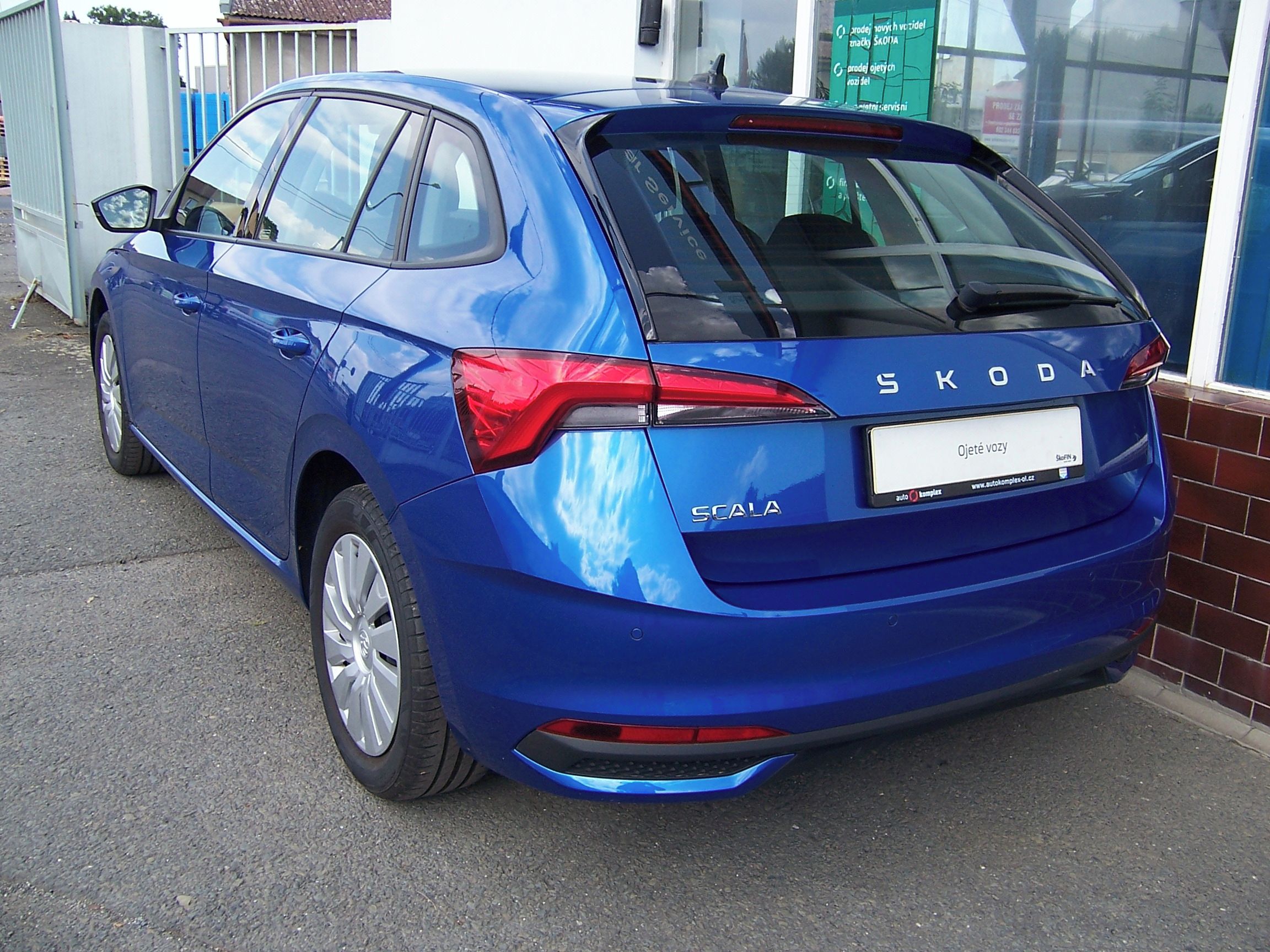Škoda Scala, Selection 1.0TSI 70kW - fotka 2