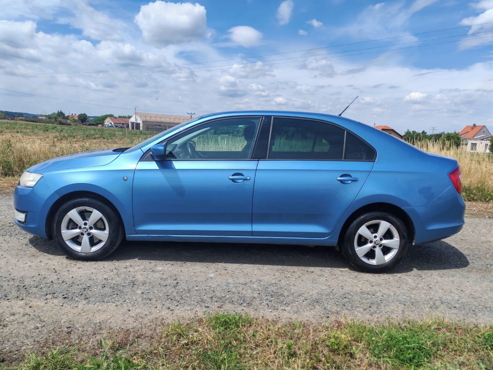 Škoda Rapid, 1.6 TDI 66 kw - fotka 4