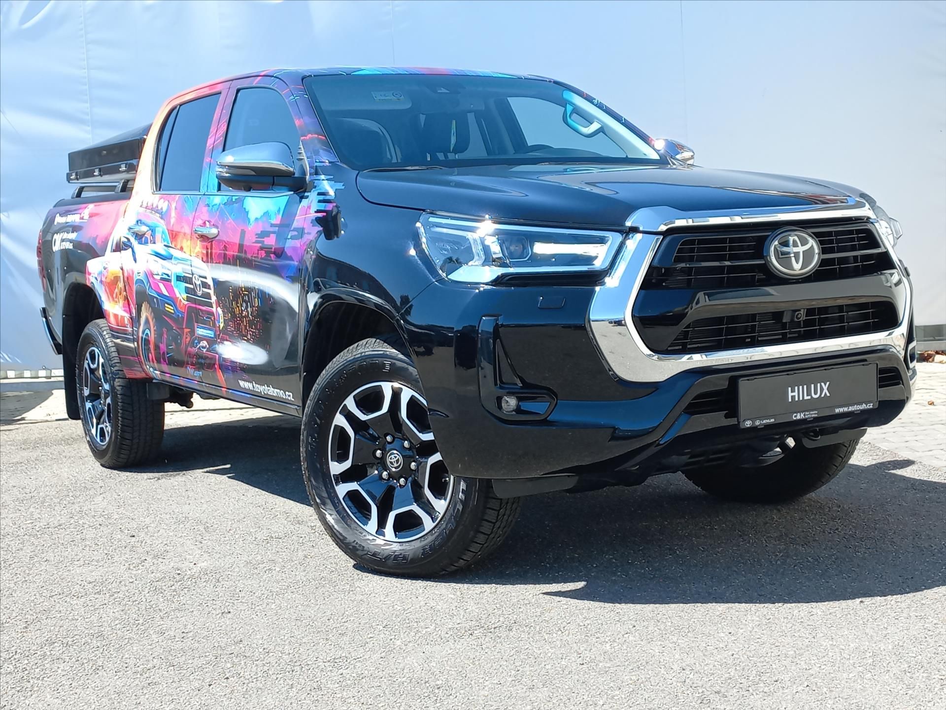 Toyota Hilux, 2,8 Diesel 4x4 204k A/T  Doubl - fotka 5