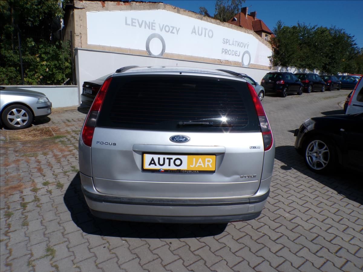 Ford Focus, 1,6 TDCI  DIGI.KLIMA - fotka 6