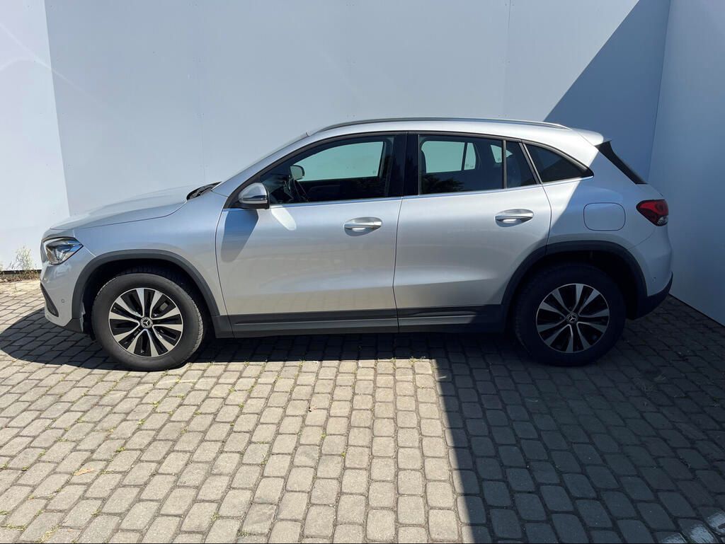Mercedes-Benz GLA, 2.0 . 110 kW - fotka 3