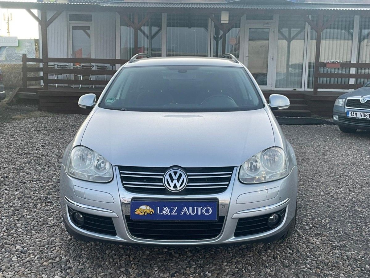 Volkswagen Golf, 1,4 TSi DSG - fotka 2