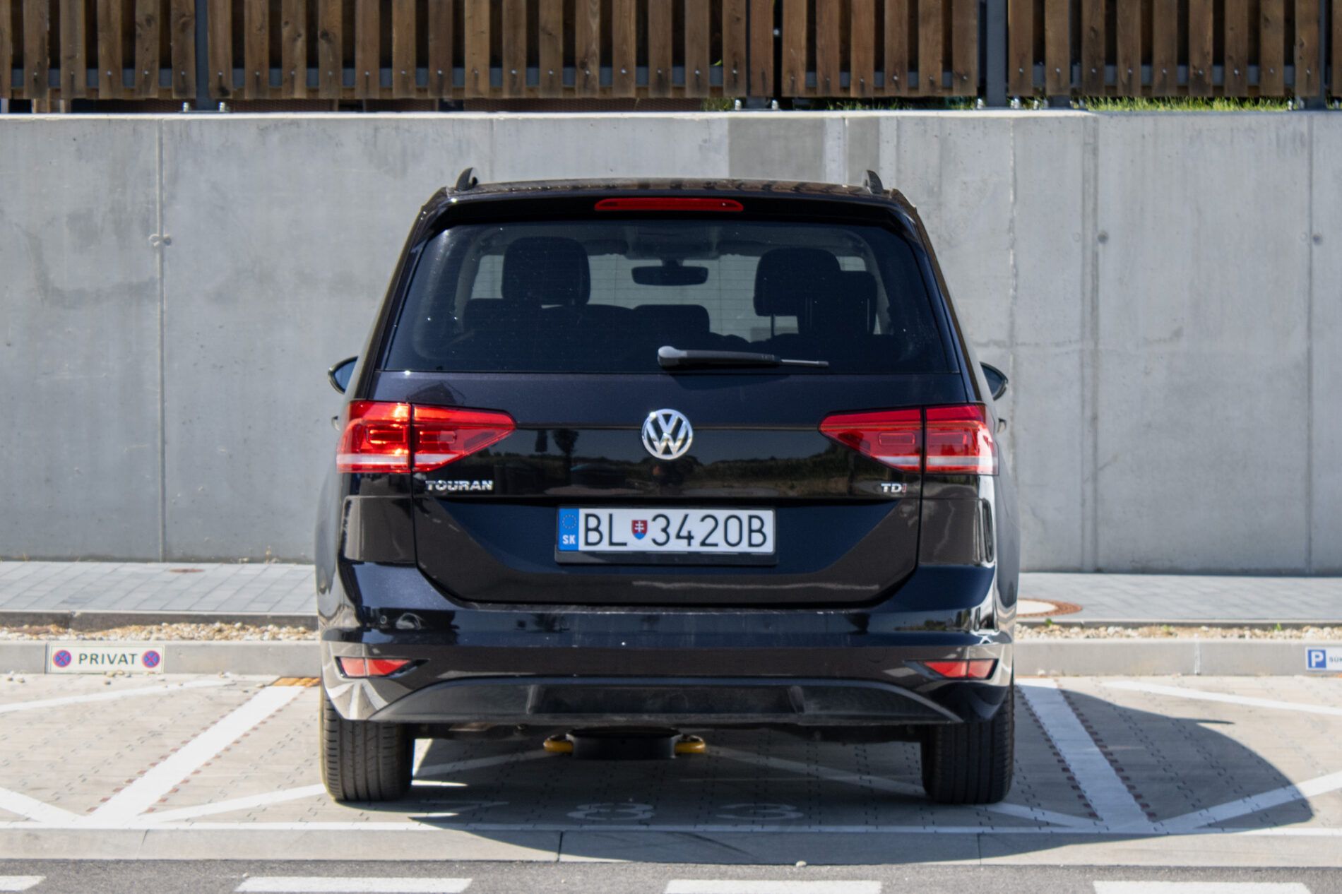 Volkswagen Touran - fotka 6