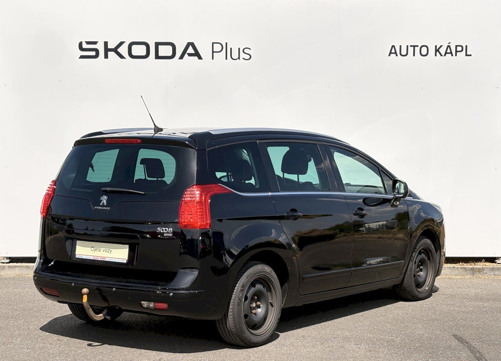 Peugeot 5008, BlueHDI 84 kW AT Allure PANO - - fotka 2