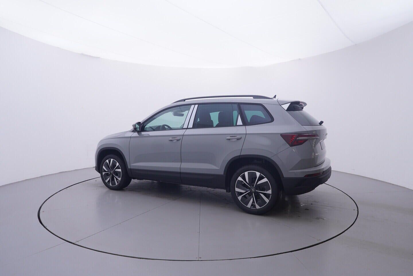 Škoda Karoq, Dynamic 1,5 TSI 110 kW - fotka 3