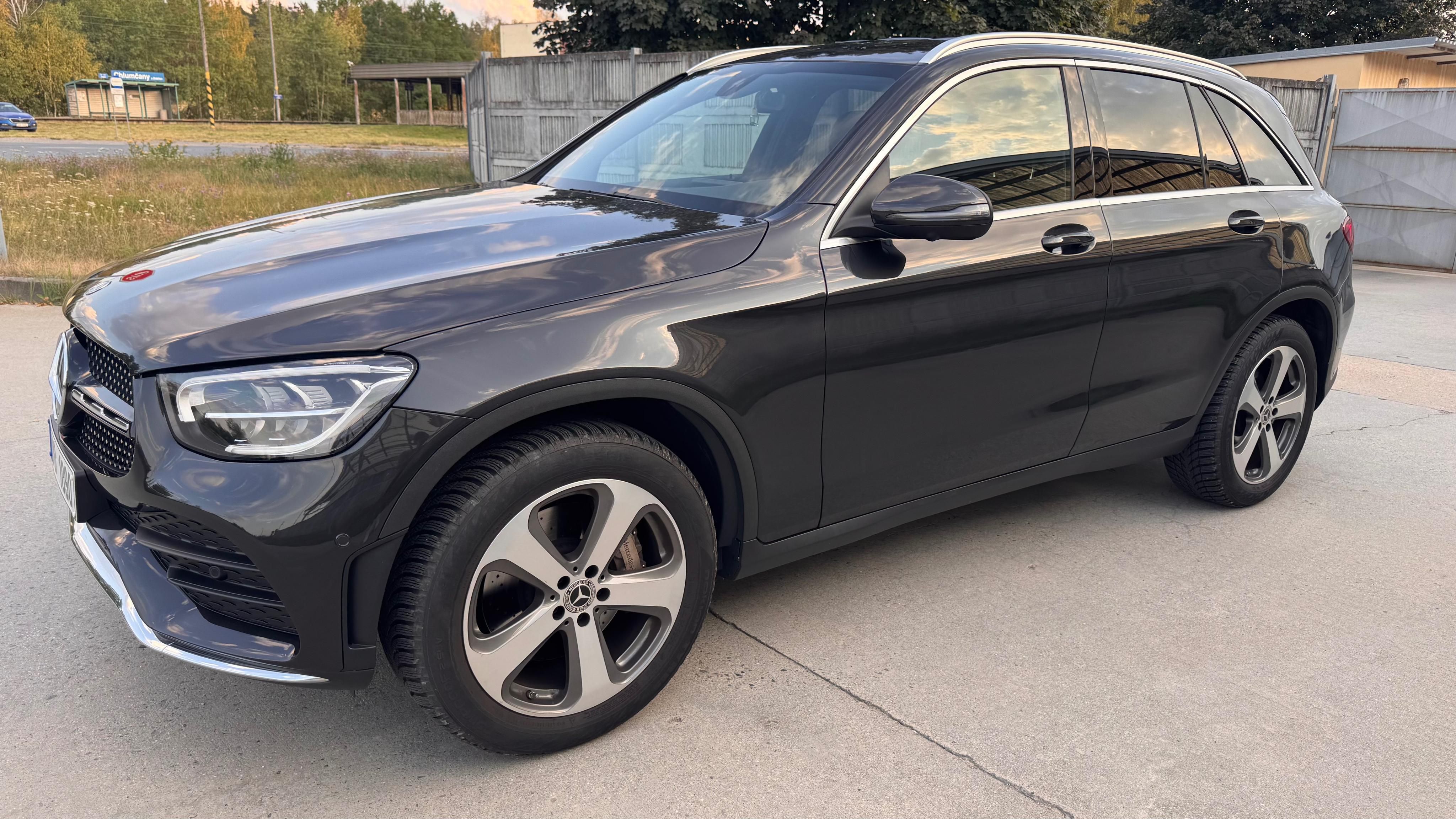 Mercedes-Benz GLC, AMG 220d 4Matic - fotka 6