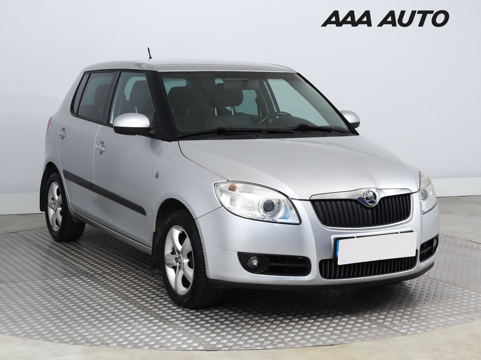 Škoda Fabia, 1.2 12V, po STK, jezdí výborně