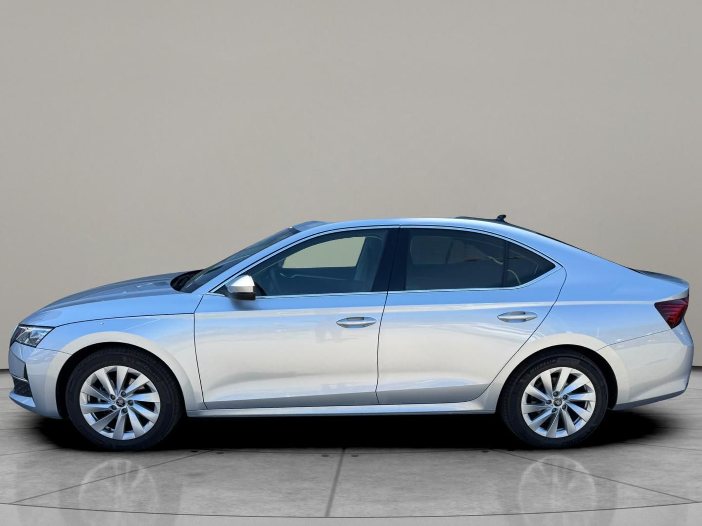Škoda Octavia, Top Selection 2.0 TDI 110kw DS - fotka 3