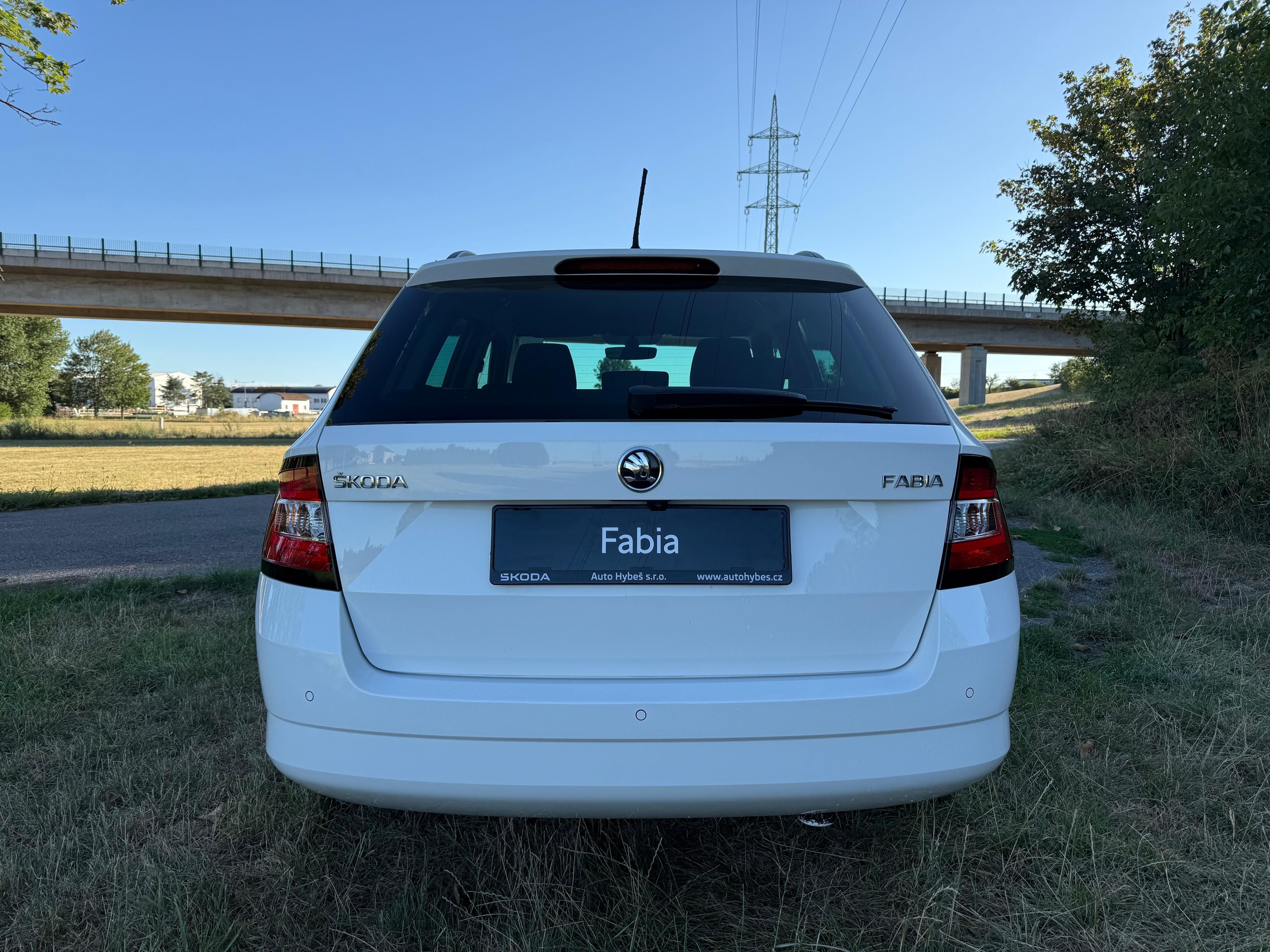 Škoda Fabia, 3 Combi 1.2TSI 66kW Style+ - fotka 6