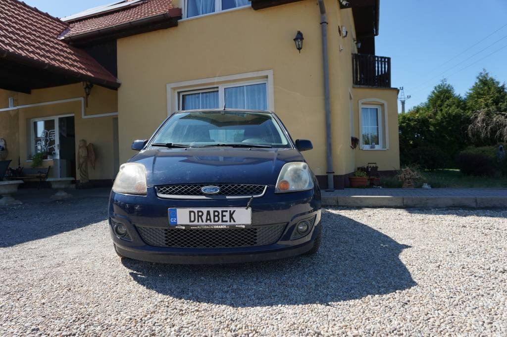 Ford Fiesta, 1,3 NOVÉ V ČR - fotka 2