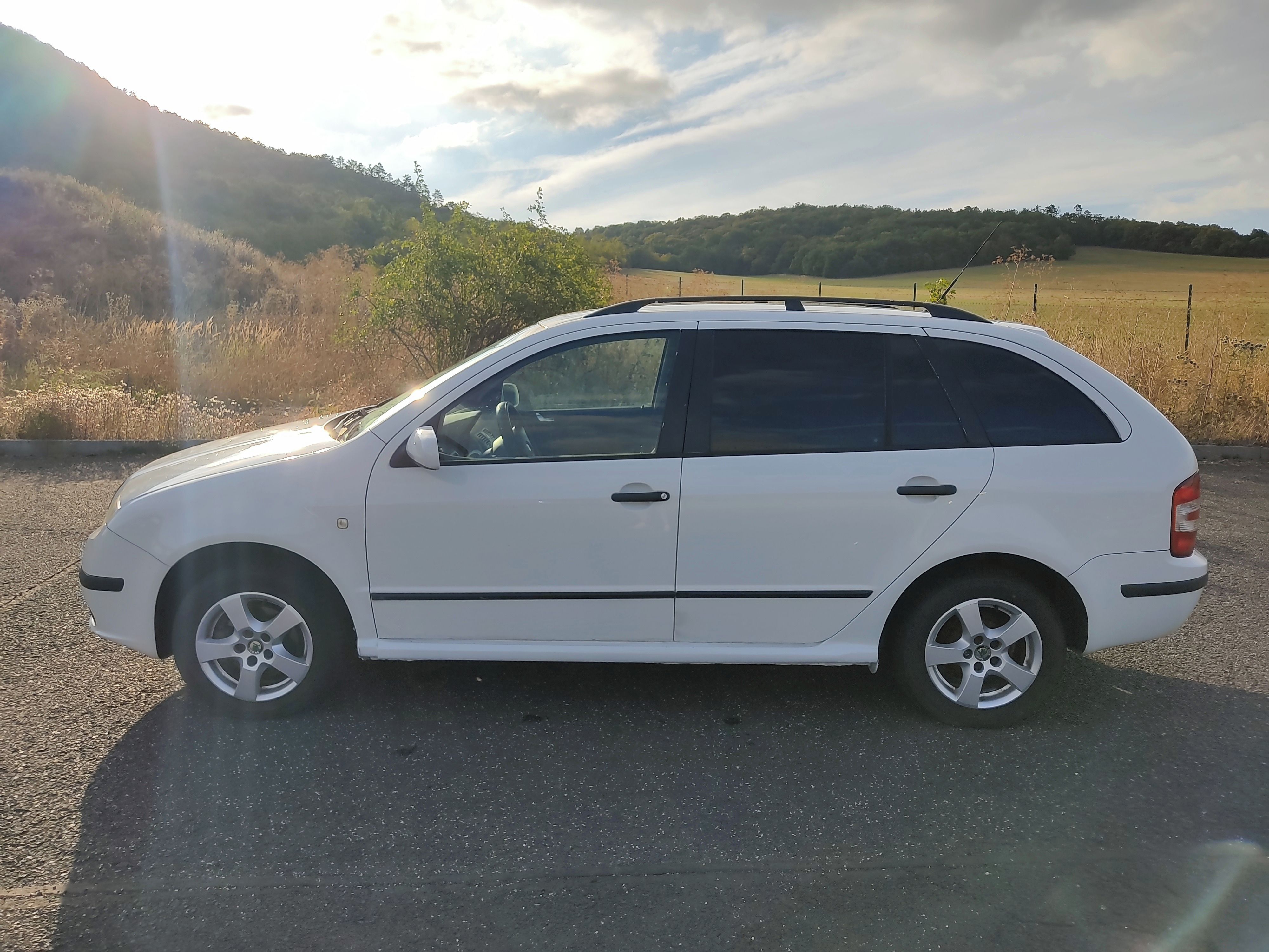Škoda Fabia, 1.9 SDI-Servisováno.Klima. - fotka 5