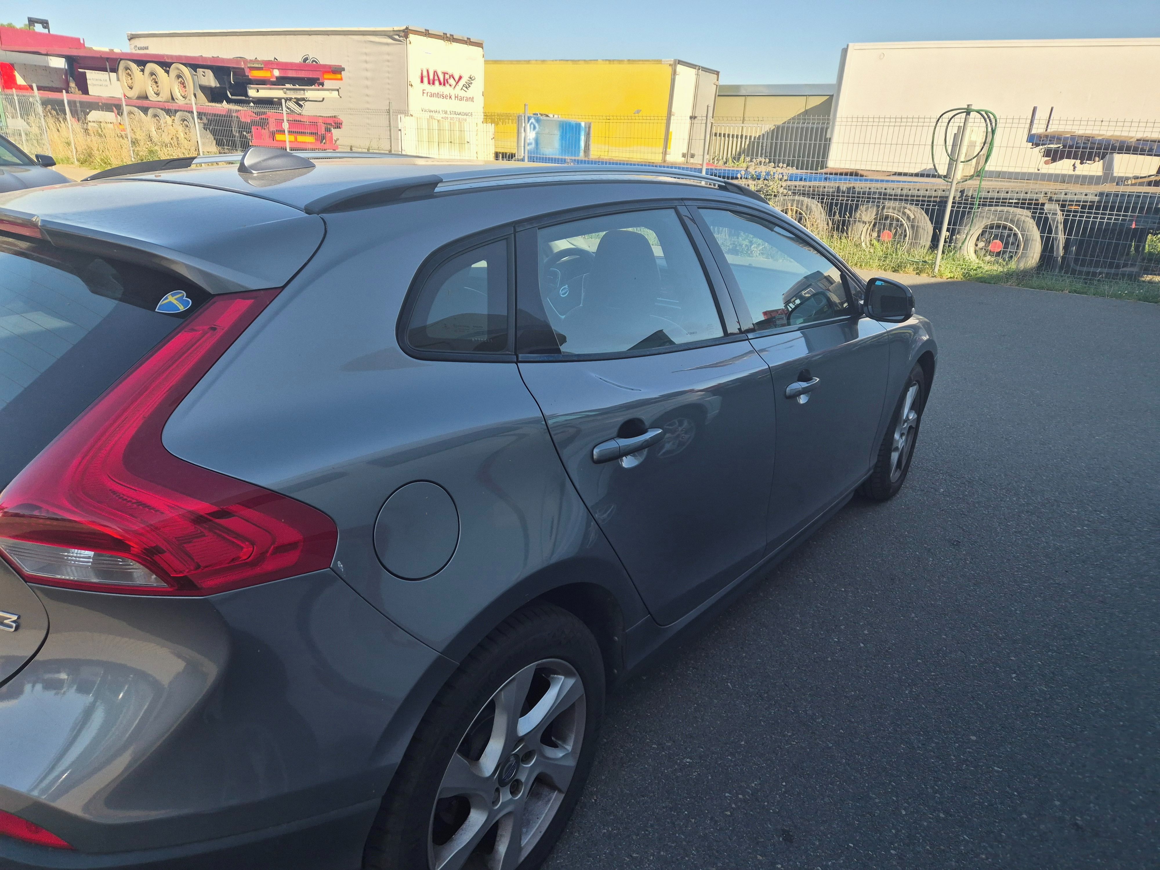 Volvo V40, Cross Country D3 - fotka 3