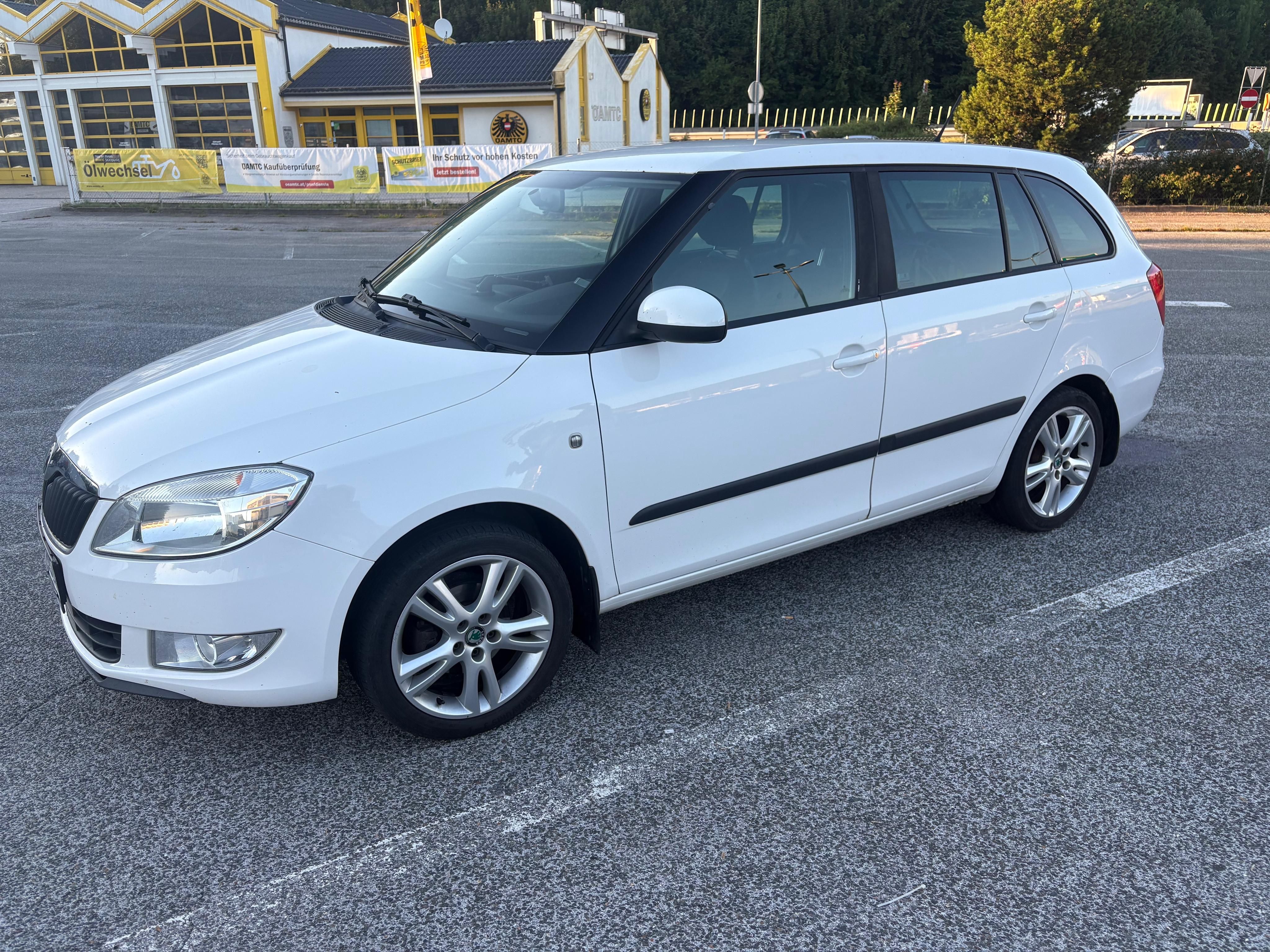 Škoda Fabia, Škoda Fabia 2 combi 1.6 TDI - fotka 2