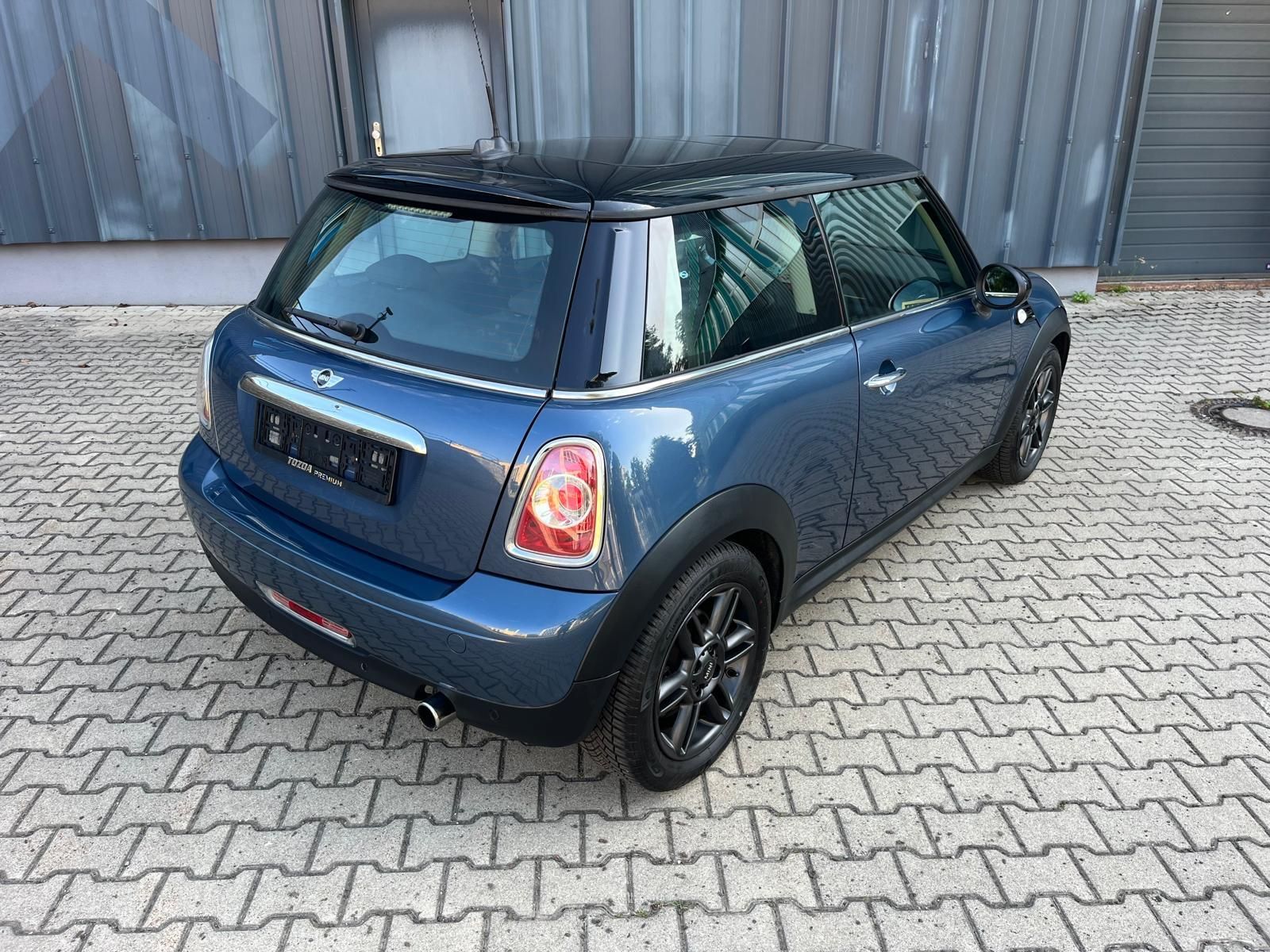 Mini Cooper, 1,6 i / 90 kW / Horizon Blue - fotka 4