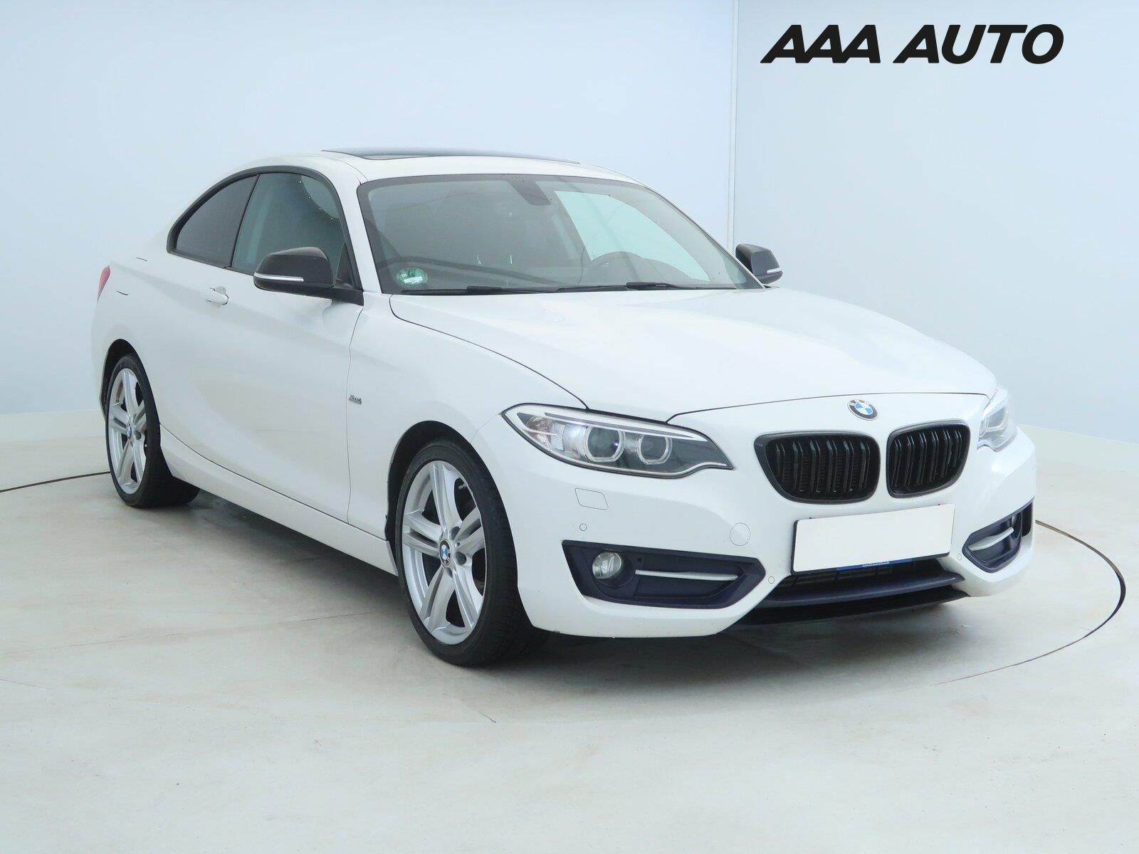 BMW Řada 2, 218d, Sport Line, Navi