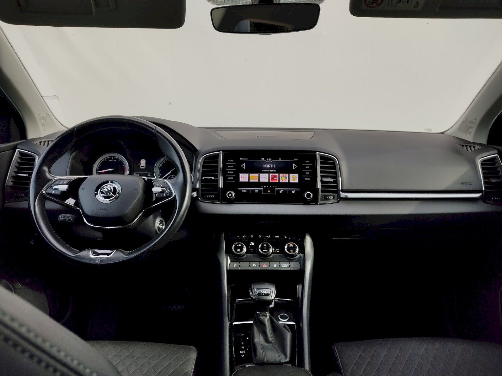 Škoda Karoq, Style Plus 1,5 Tsi 110 Kw DSG - fotka 5
