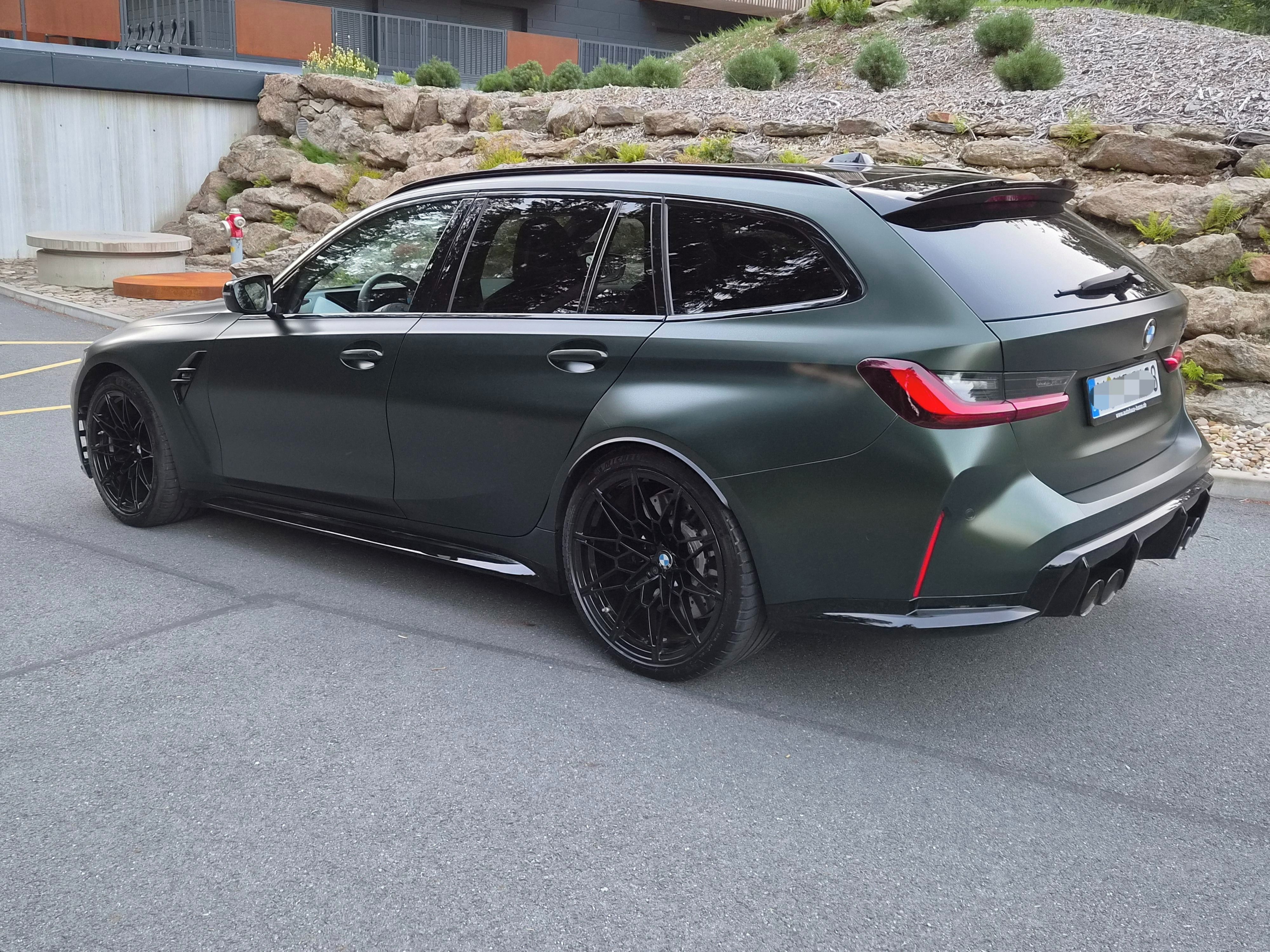 BMW M3, Competition Touring xDrive H&K - fotka 6