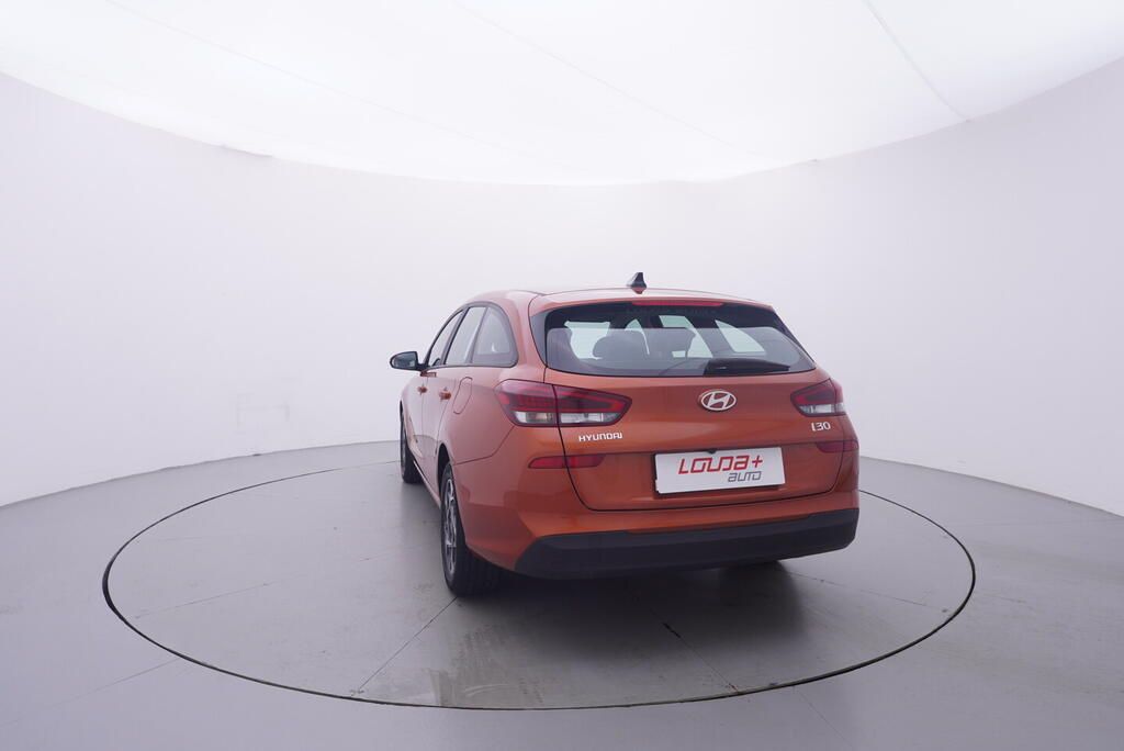 Hyundai i30, Comfort 1.0 GDI 74 kW - fotka 4