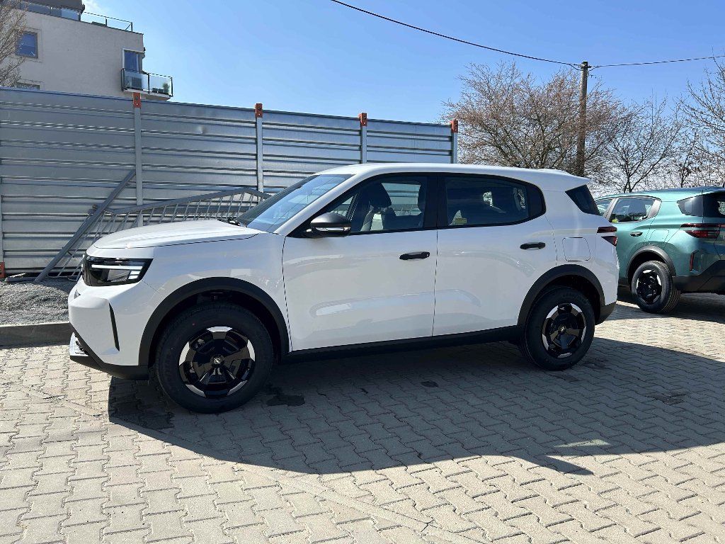 Opel Frontera, Edition 1,2 Turbo 81kW AT6 - fotka 2