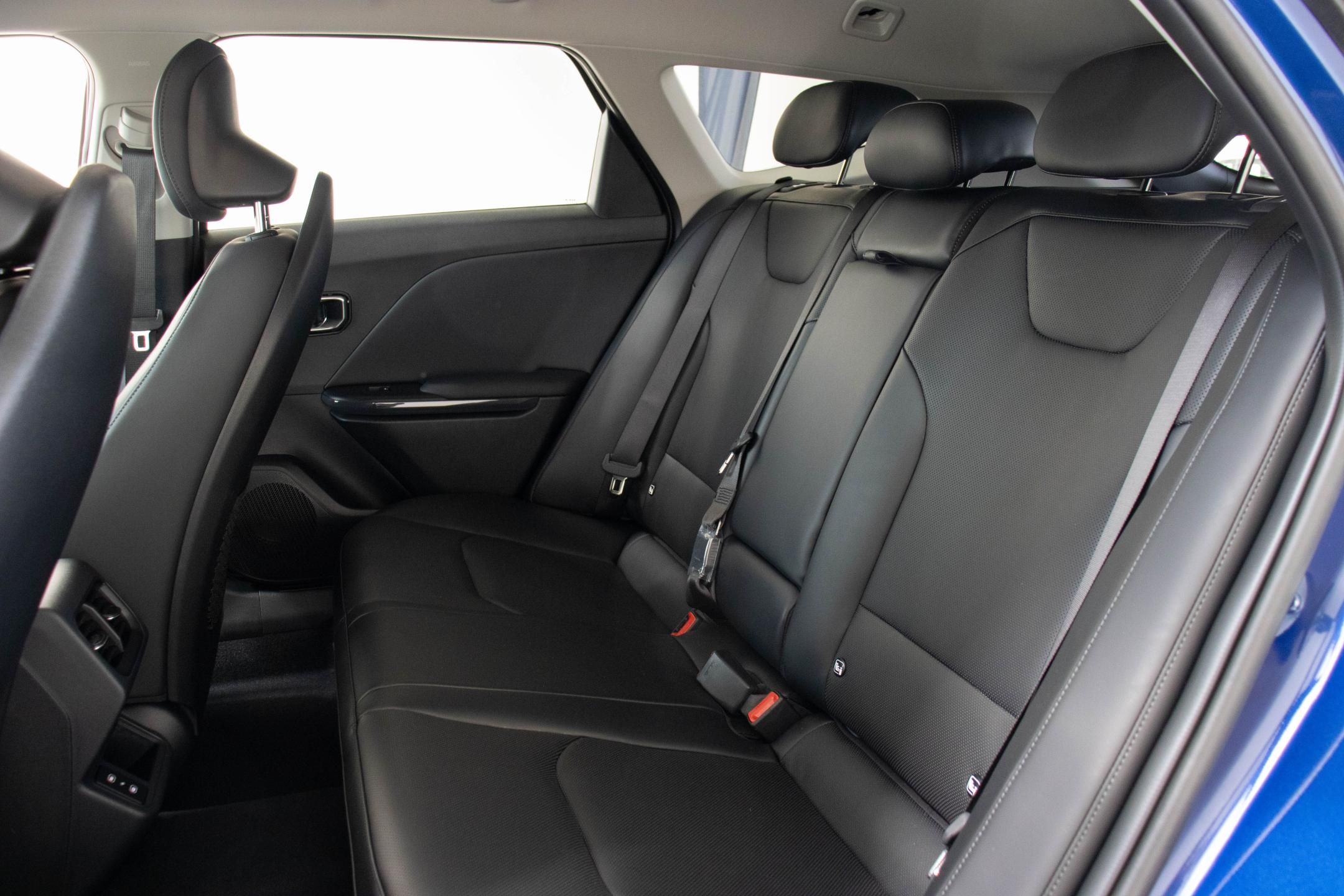 Kia K4, 1,6 T-GDi GPF 7DCT TOP - fotka 6
