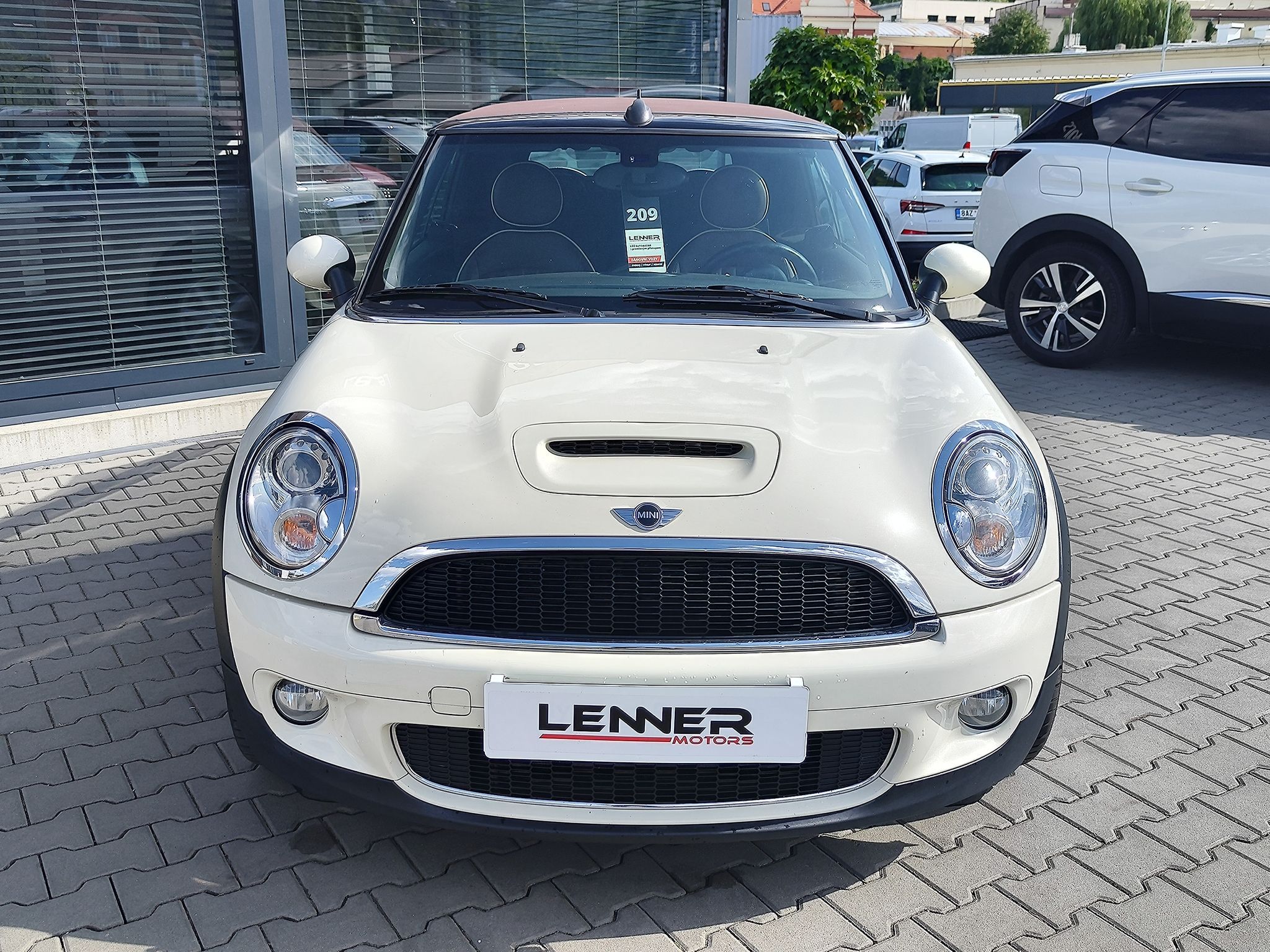 Mini Cooper S, 1.6 Turbo/128kW - fotka 3