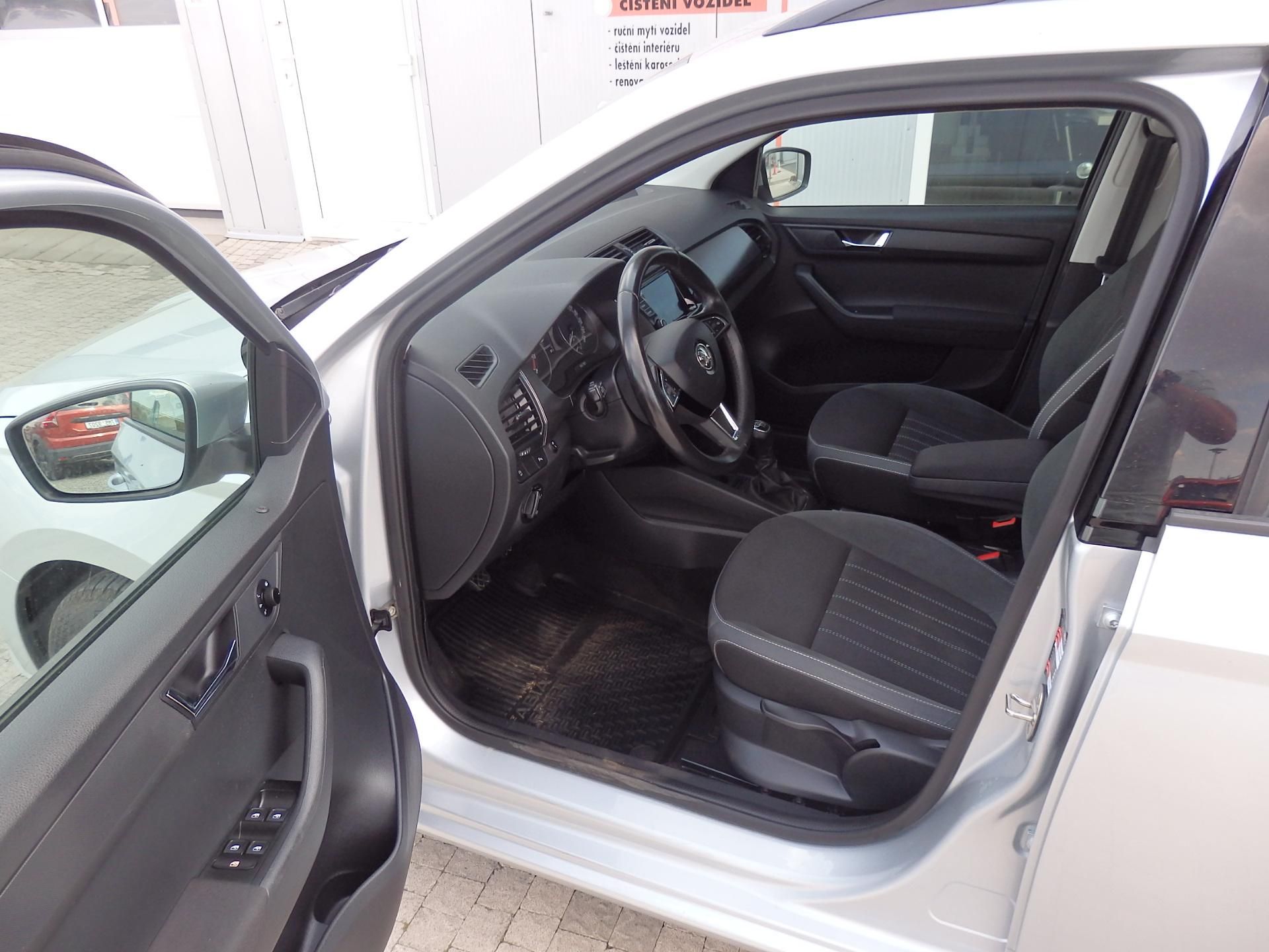 Škoda Fabia, COMBI 1,0 DIGI KLIMA,SERVIS KN - fotka 6