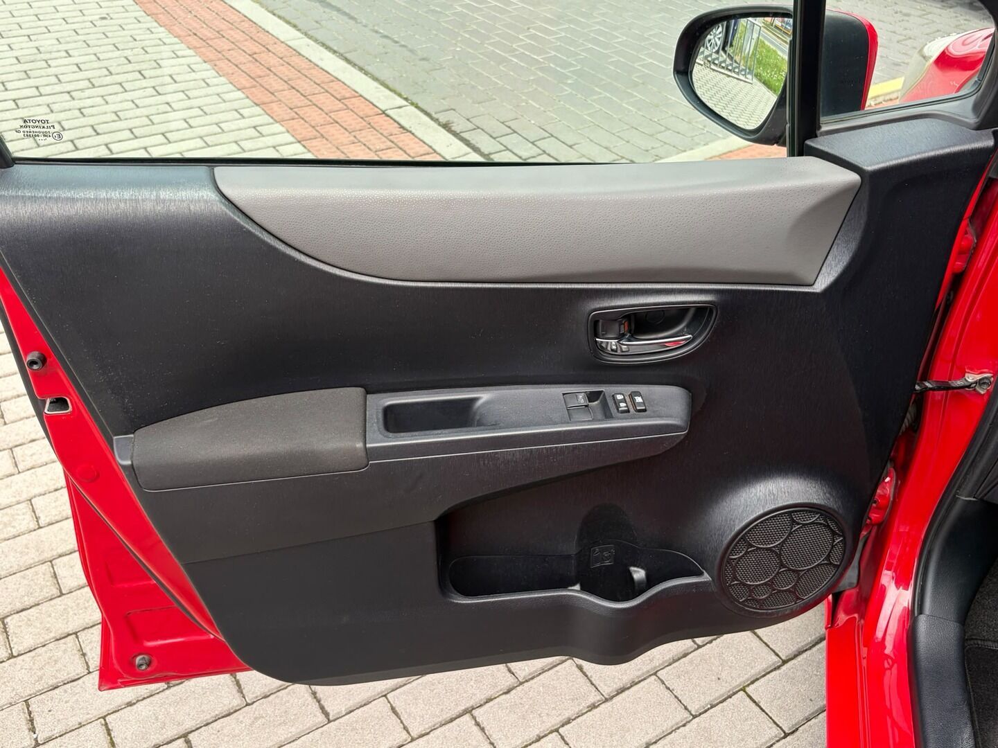 Toyota Yaris, 1.3 Style VIP senso smart - fotka 5