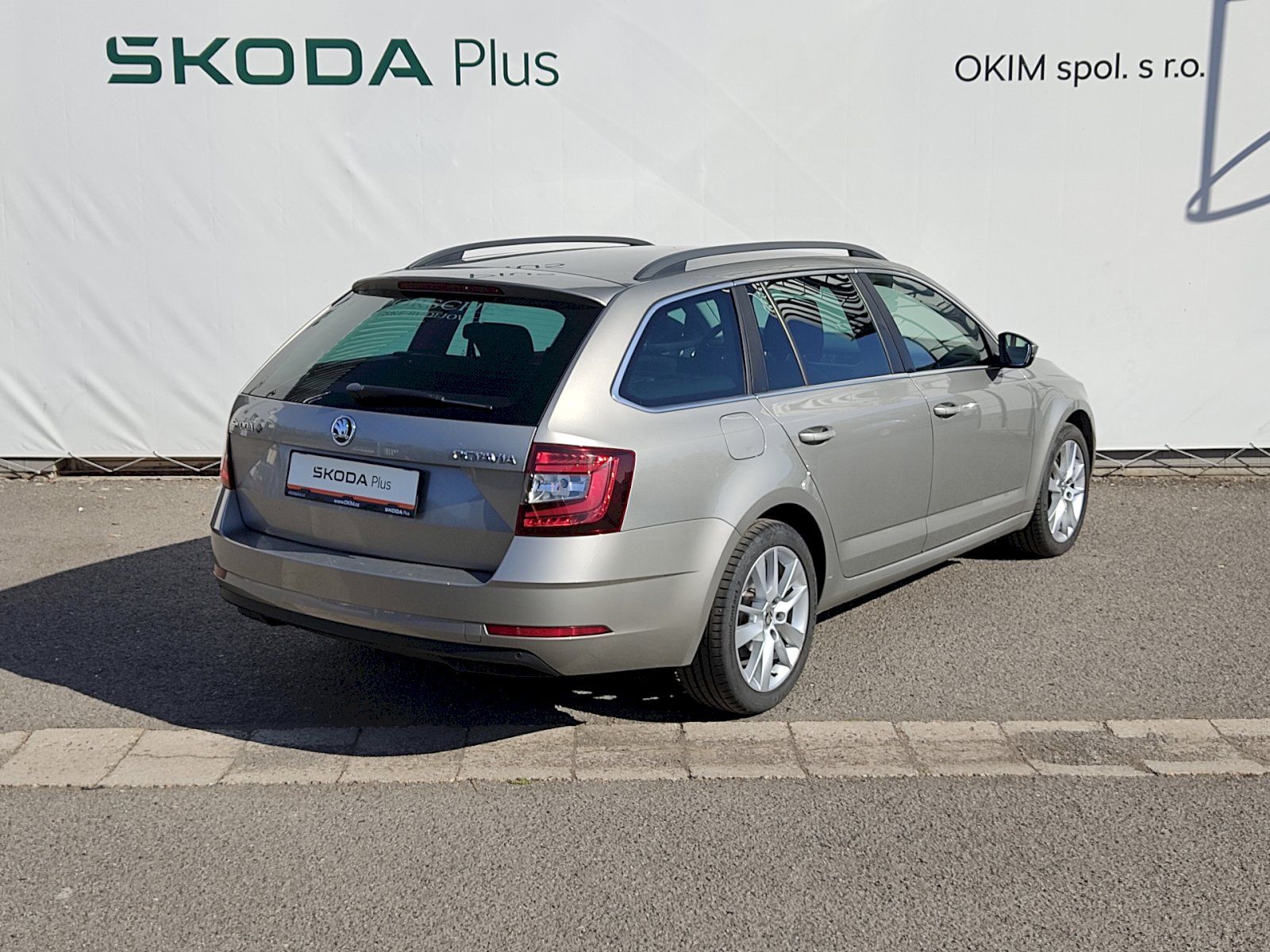 Škoda Octavia, combi Style 1,8 Tsi 132 Kw DSg - fotka 2