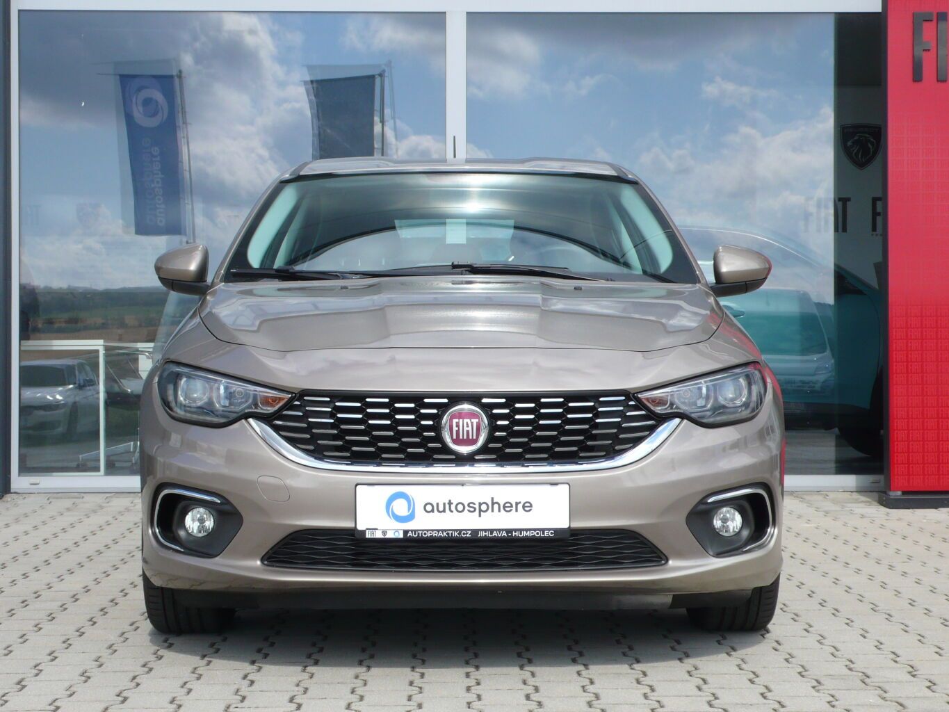 Fiat Tipo, 1.4 120k MAN6 +zimní kola - fotka 2