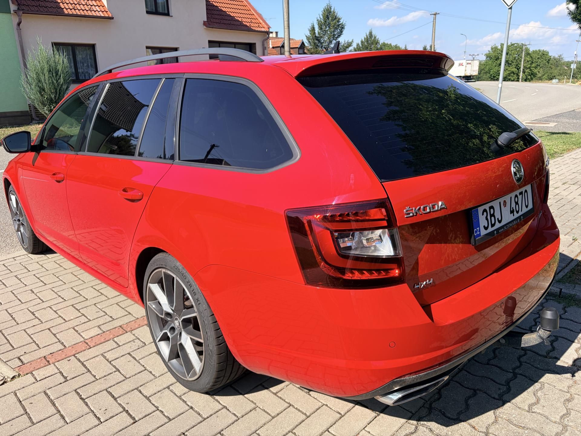 Škoda Octavia, RS 2.0TDI DSG 4x4 - fotka 3