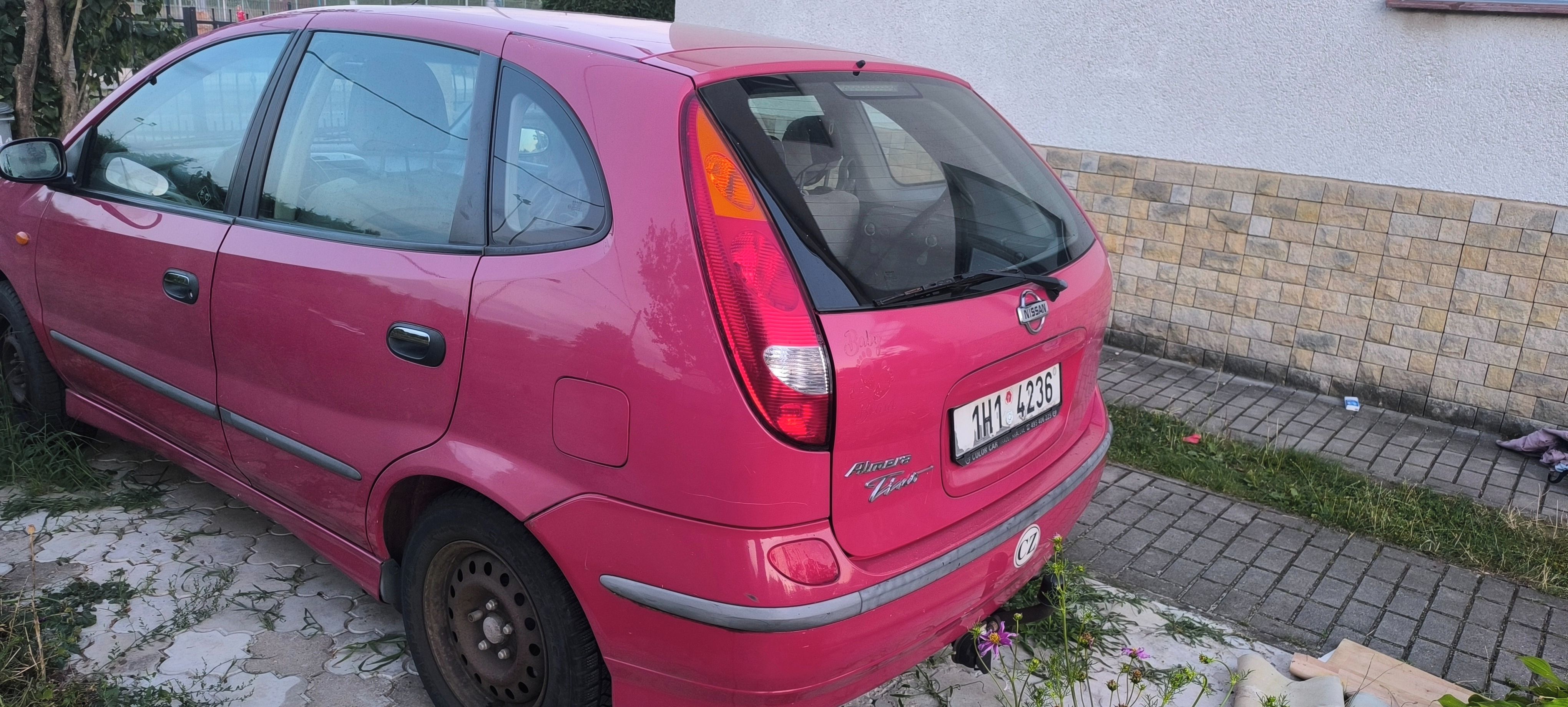 Nissan Almera Tino, 1,8 benzín tažné - fotka 5