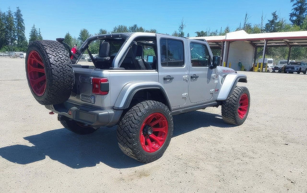 Jeep Wrangler, Auto na cestě - fotka 3