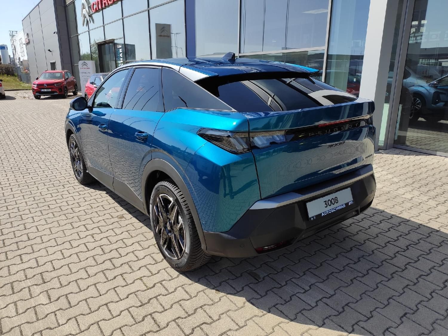 Peugeot 3008, Business 1.2 HYBRID 145k GRIP - fotka 3