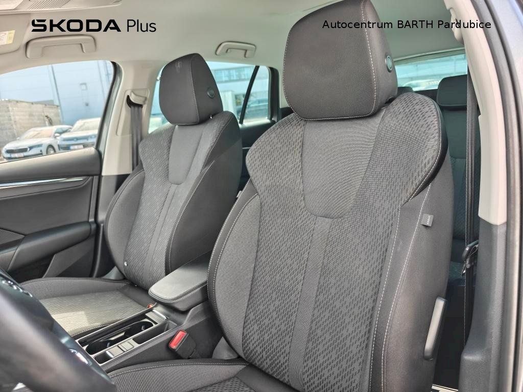 Škoda Octavia, Combi / 1,5 TSI / 110 kW / Sty - fotka 6