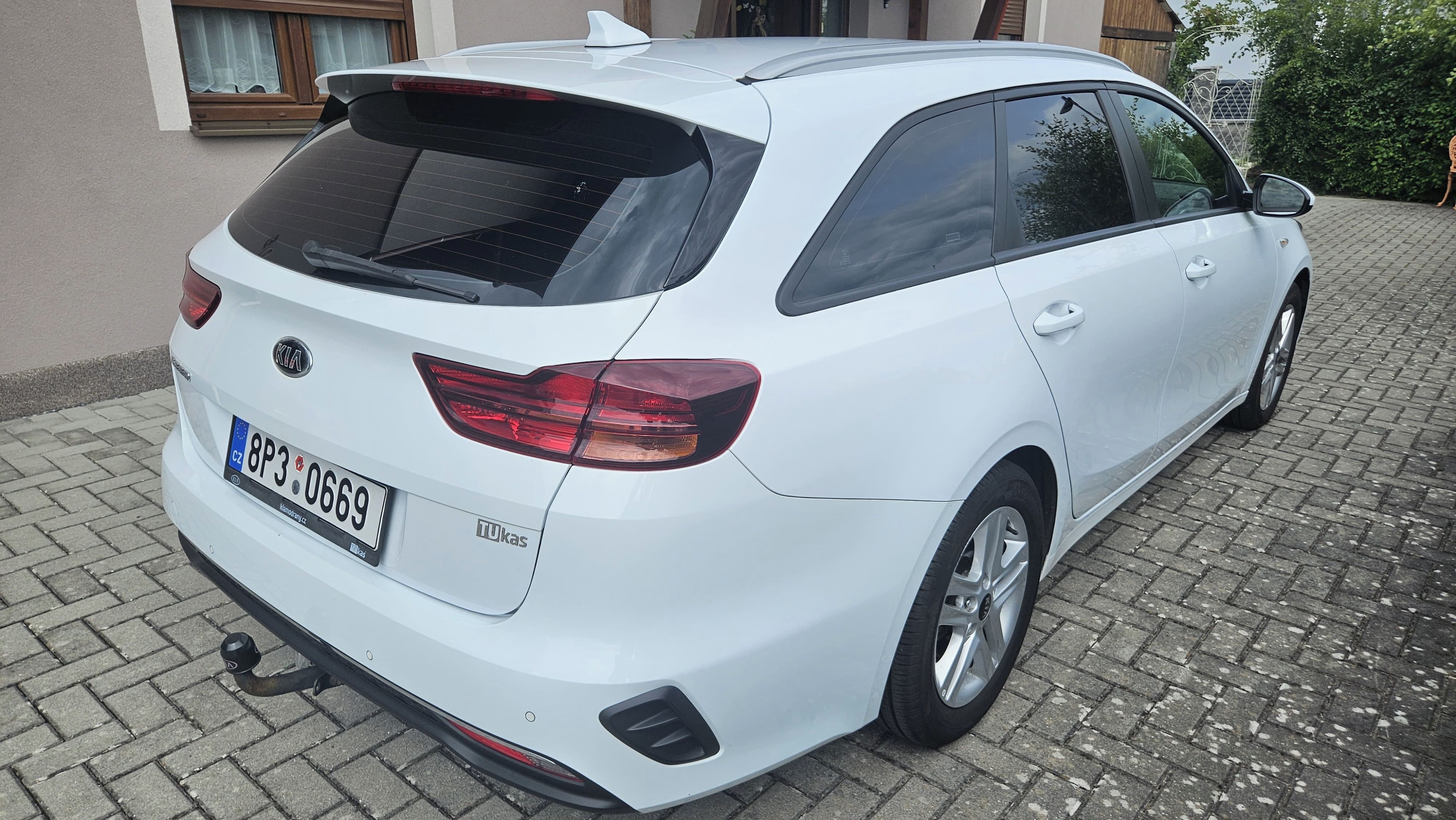 Kia Cee´d, 1.5 - fotka 4