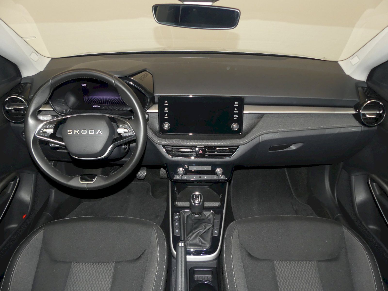 Škoda Fabia, Top Selection 1.0TSI 85kW - fotka 5