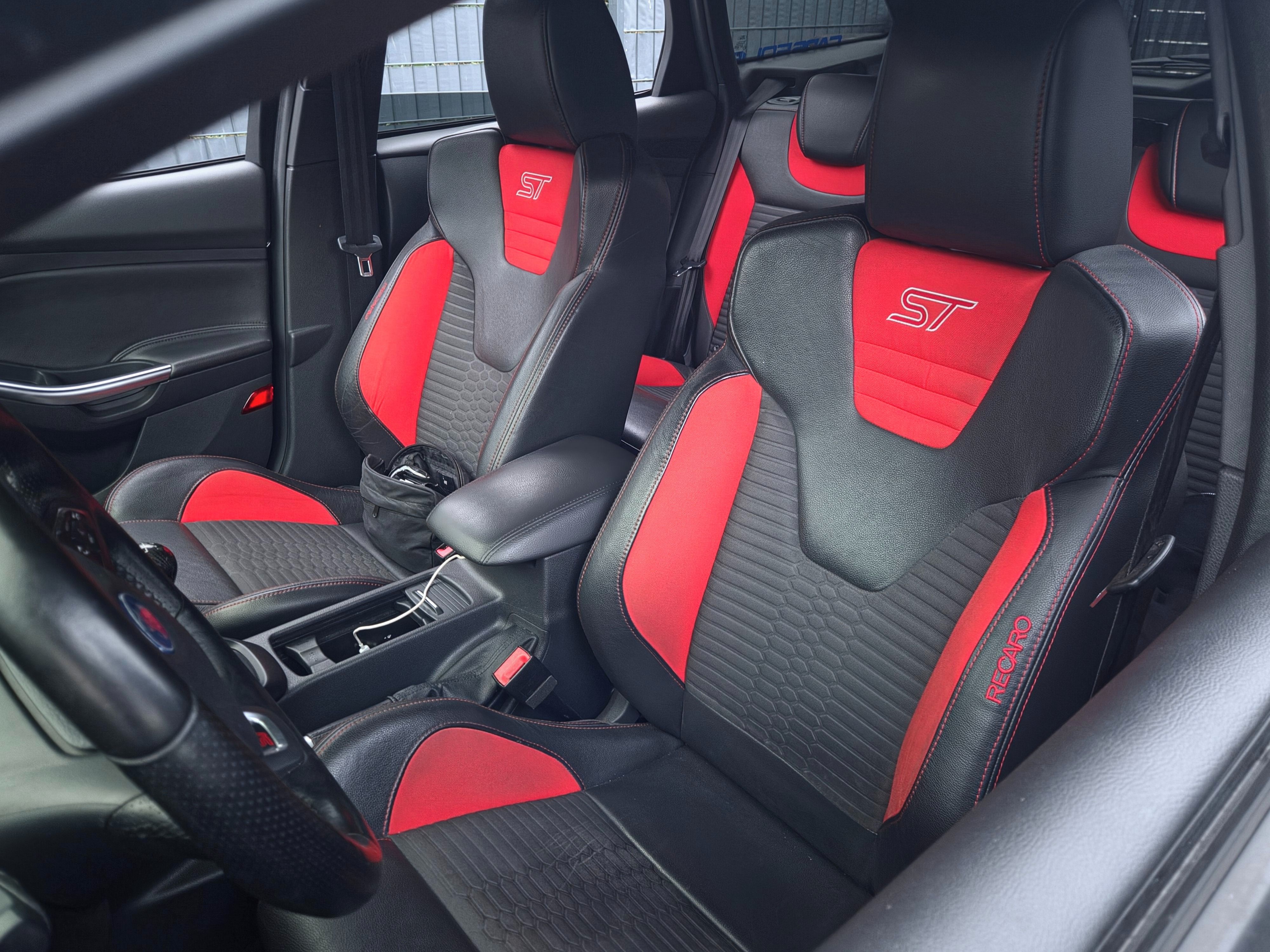 Ford Focus, ST 250 - fotka 3