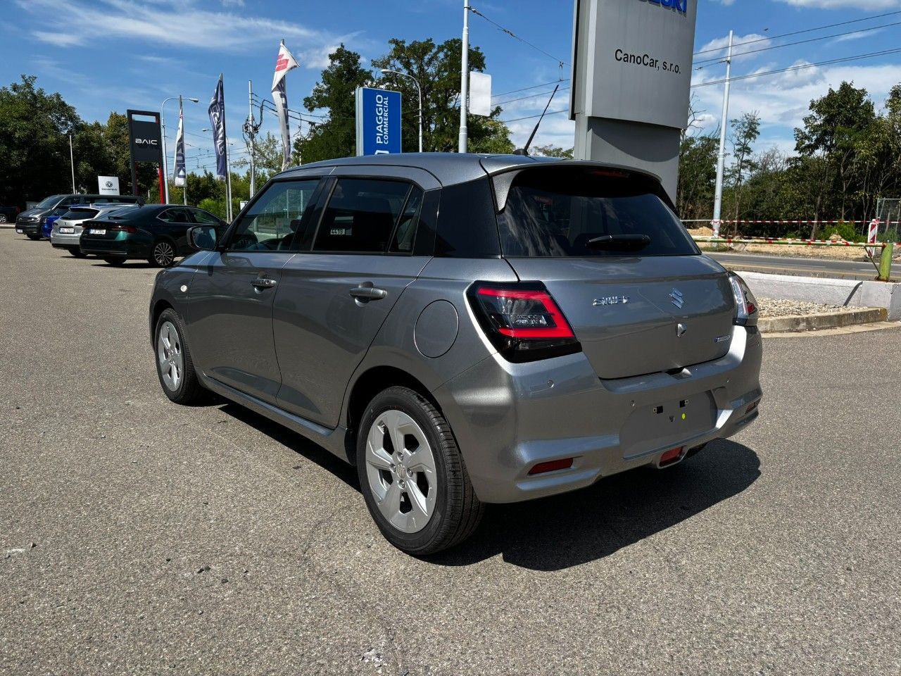 Suzuki Swift, automat Premium - fotka 5