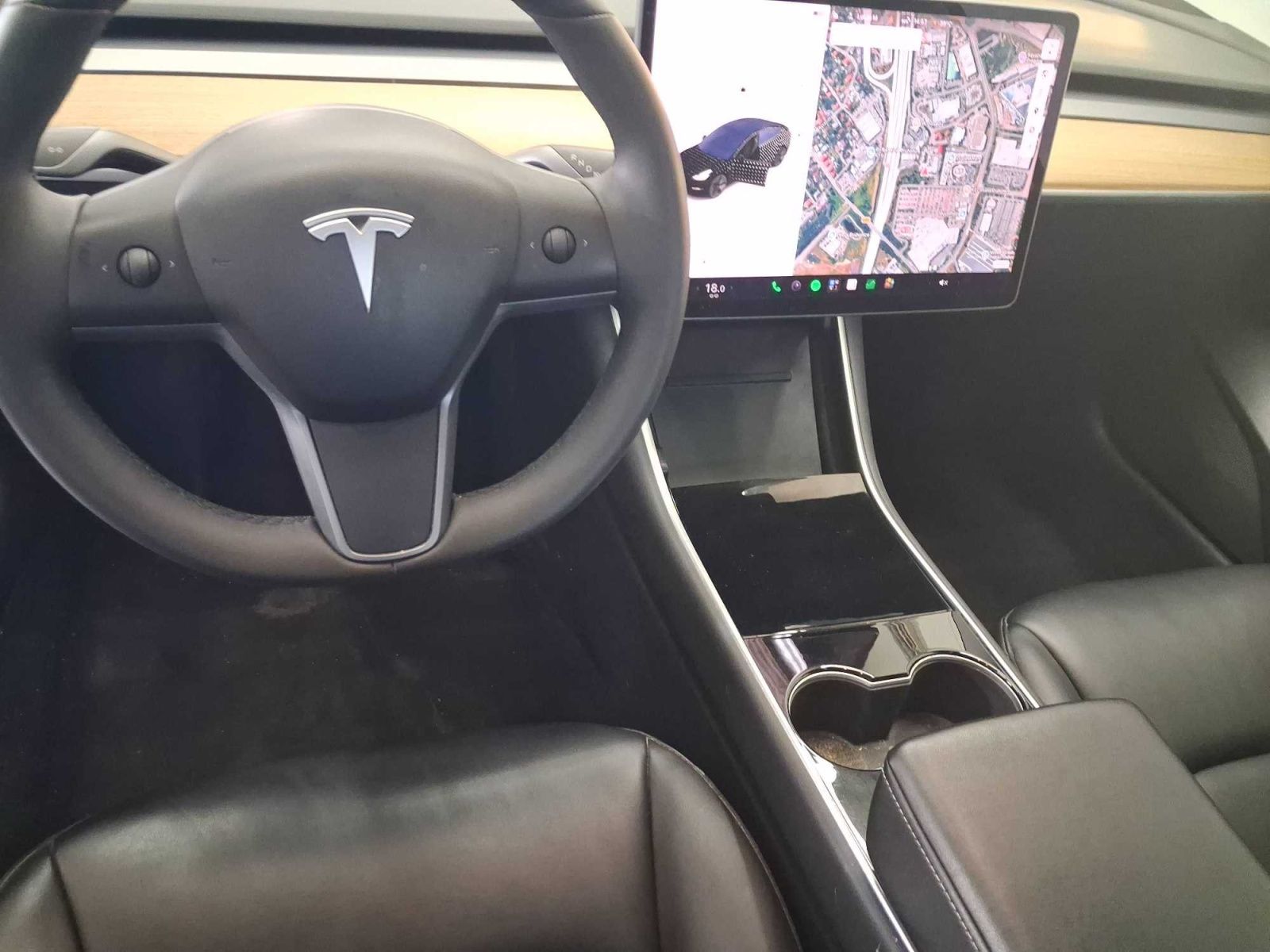 Tesla Model 3, Std Range Plus 52kWh, SoH 83% - fotka 3