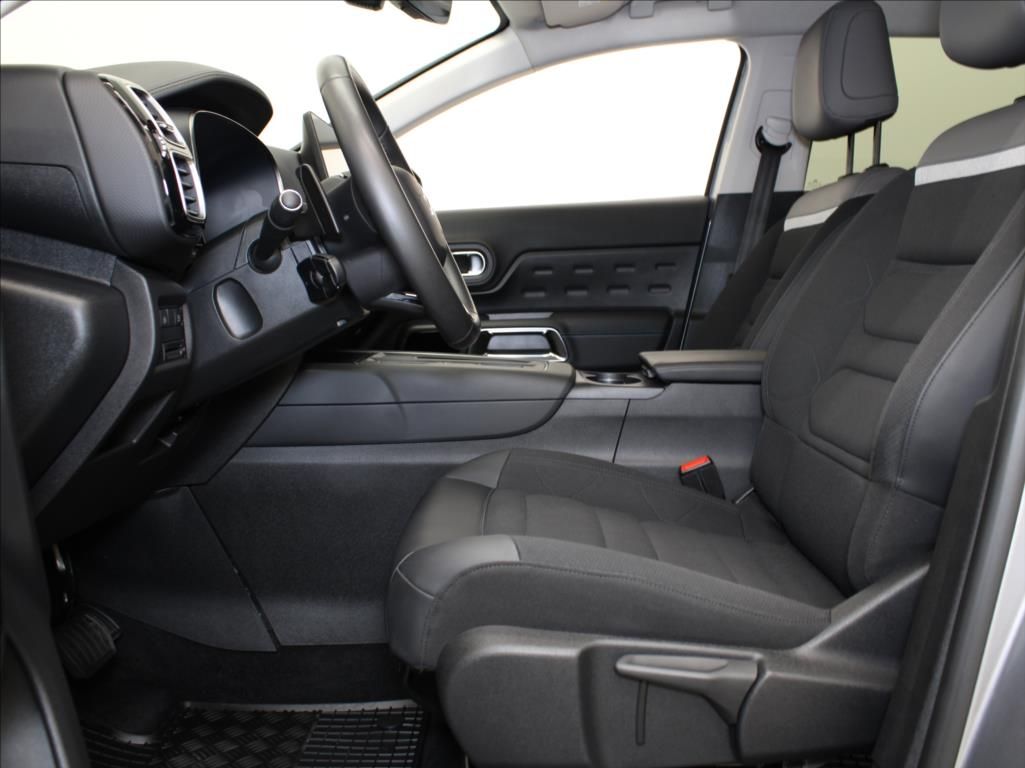 Citroën C5 Aircross, 1,6 PHEV 225k.Shine 41tkm! - fotka 6