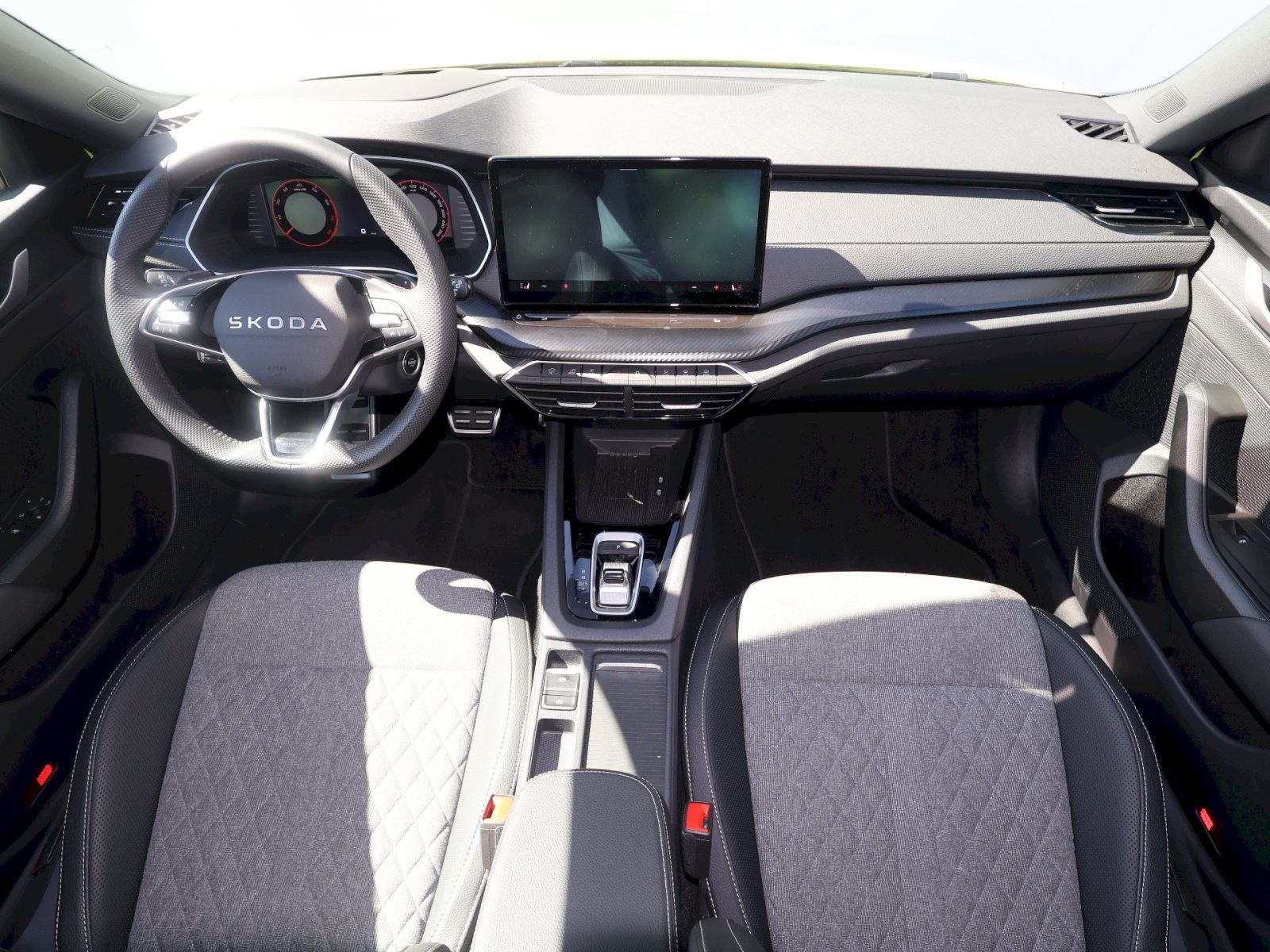 Škoda Octavia, SportLine DSG 1.5TSI 110kW - fotka 5