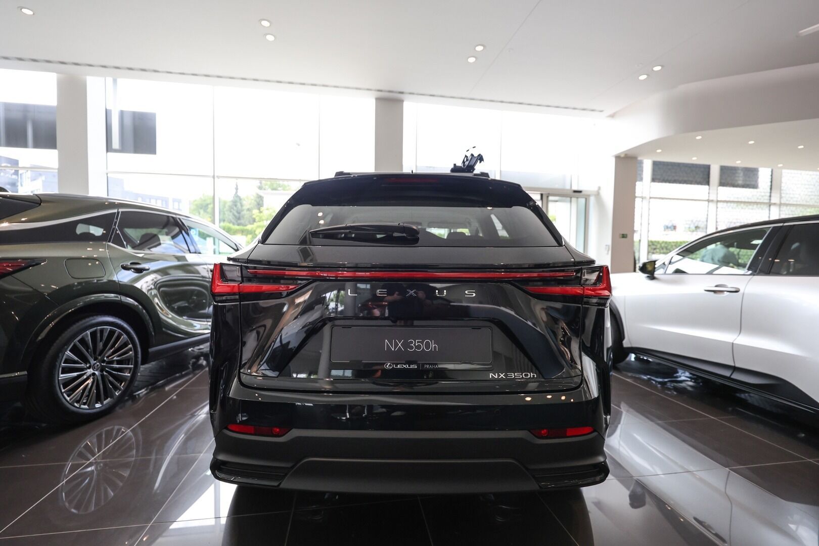 Lexus NX 350h, 350h 2.5 HEV PRESTIGE - fotka 6