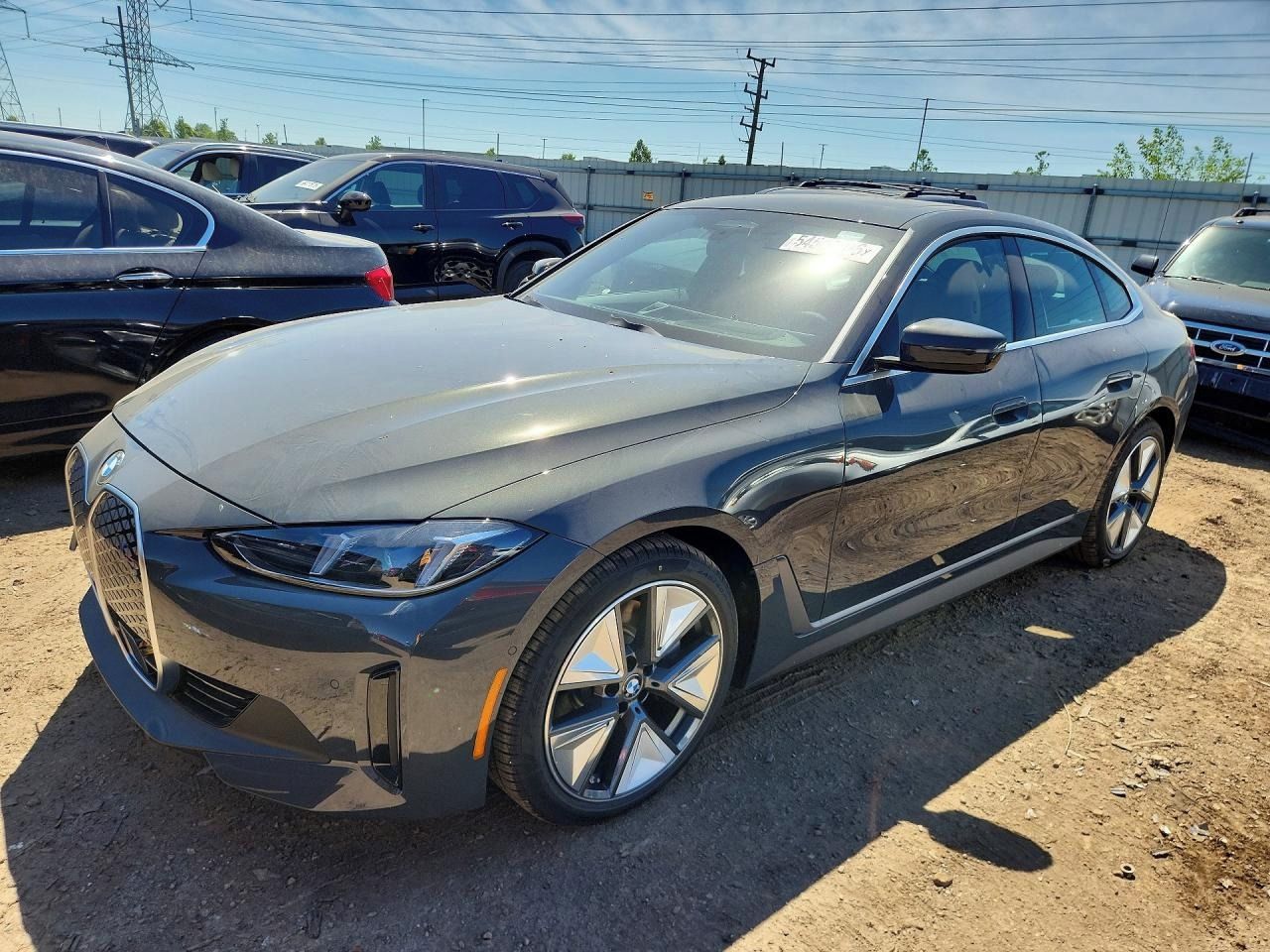 BMW i4, Auto na cestě
