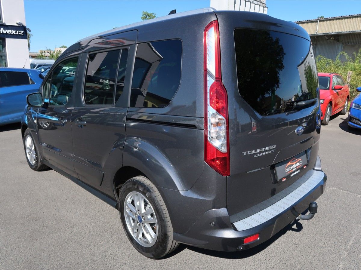 Ford Tourneo Connect, 1,5 TDCi,74kW,Serv.kn.,tažné - fotka 4
